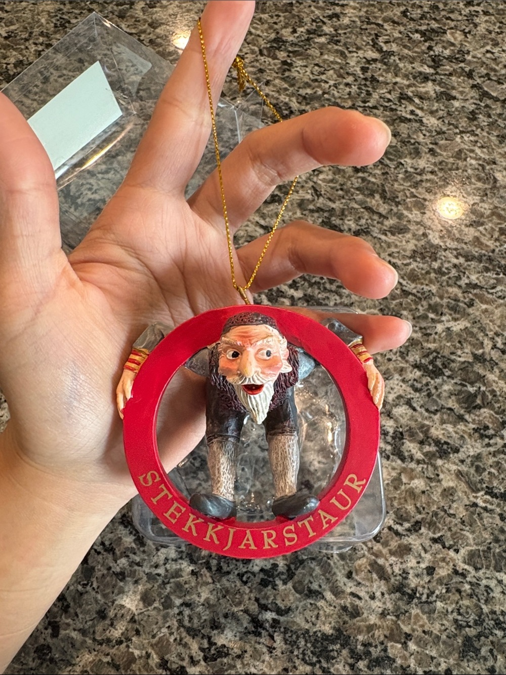 Stekkjarstaur Icelandic Yule Lads Ornament - Red - Picture 4 of 9